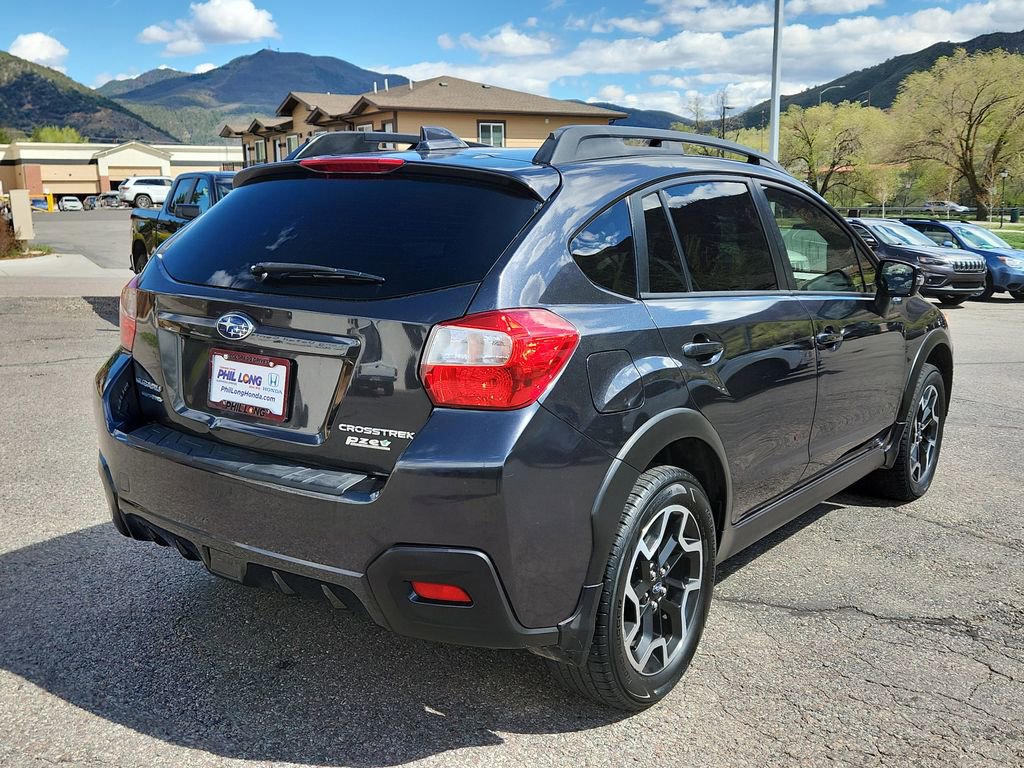Used 2016 Subaru Crosstrek 2.0i Limited AWD/4WD image 3