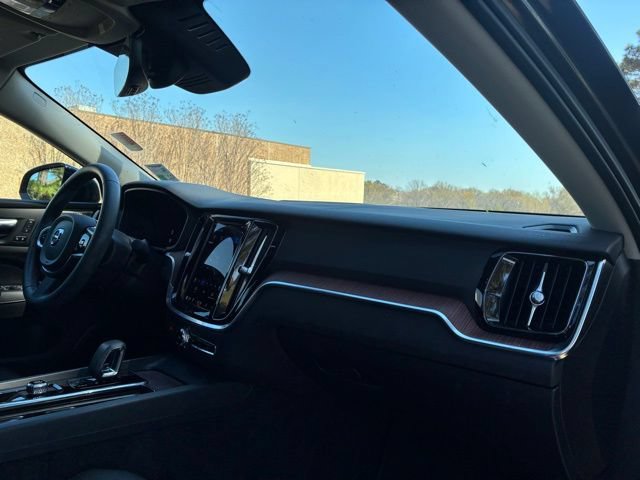 Used 2023 Volvo S60 B5 Plus w/ Climate Package AWD/4WD image 33