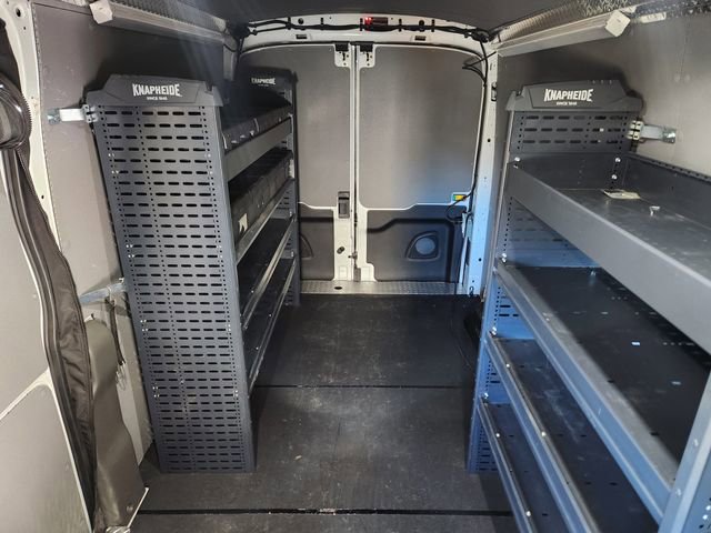 Used 2022 Ford E-Transit Medium Roof image 16