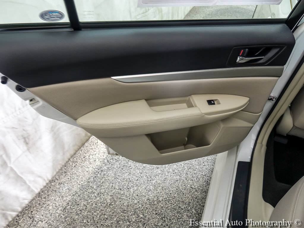 Used 2013 Subaru Legacy 2.5i Premium w/ All-Weather Pkg AWD/4WD image 18