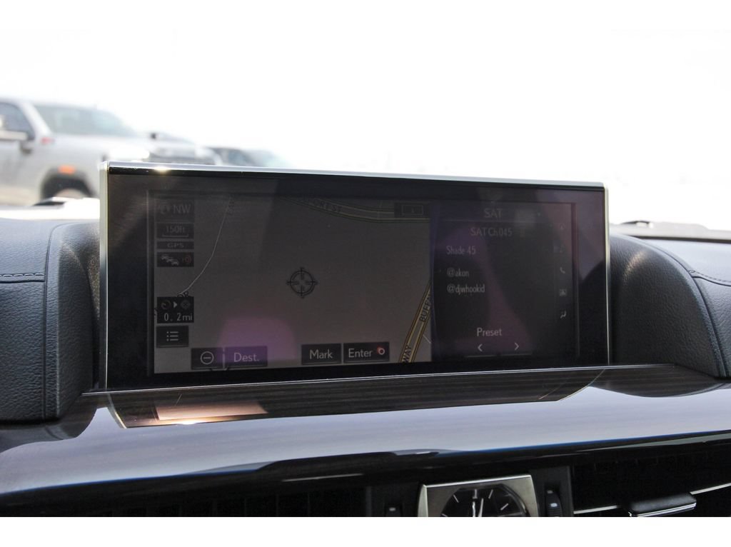 Used 2020 Lexus LX 570 4WD w/ Luxury Package image 20