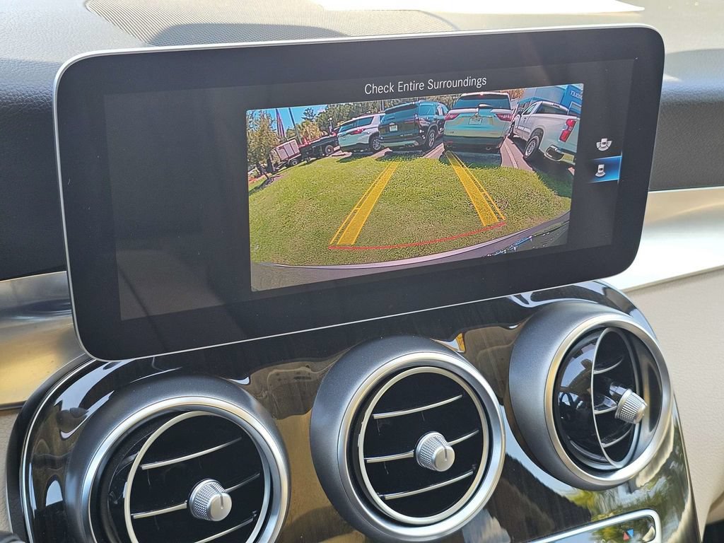 Used 2020 Mercedes-Benz GLC 300 image 23
