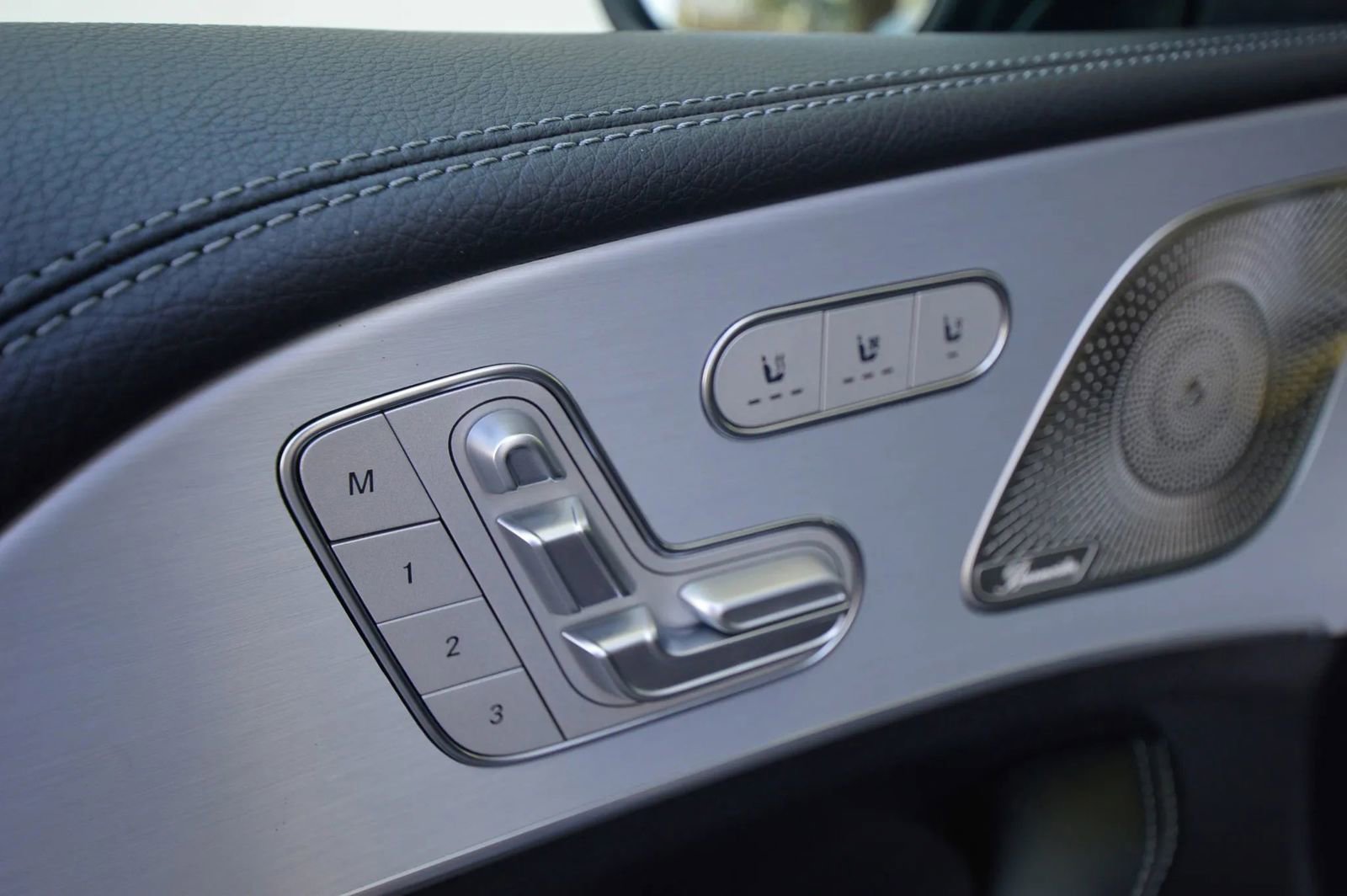 Used 2025 Mercedes-Benz GLE 53 AMG 4MATIC image 28