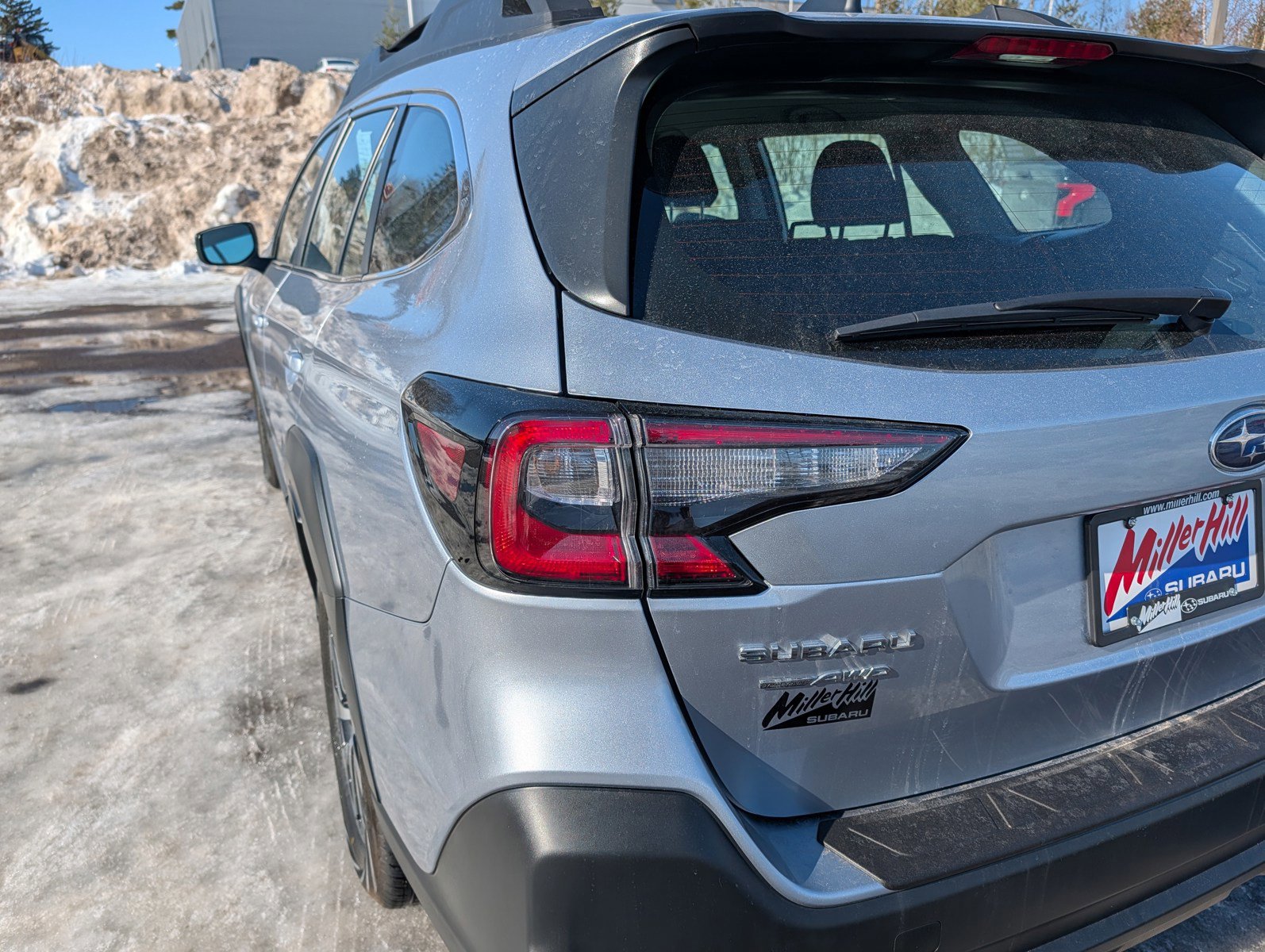 Certified 2025 Subaru Outback image 17