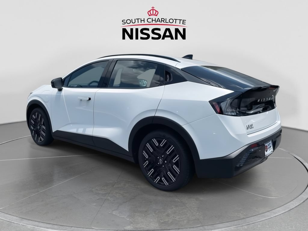 New 2026 Nissan Leaf Platinum+ w/ Floor Mat Package (Platinum+) FWD image 4
