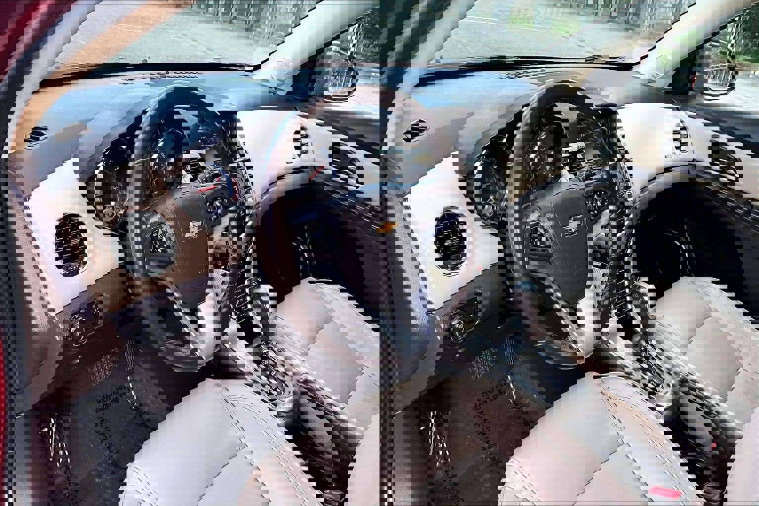 Used 2016 Chevrolet Cruze LTZ w/ Sun, Sound and Sport Package FWD image 13