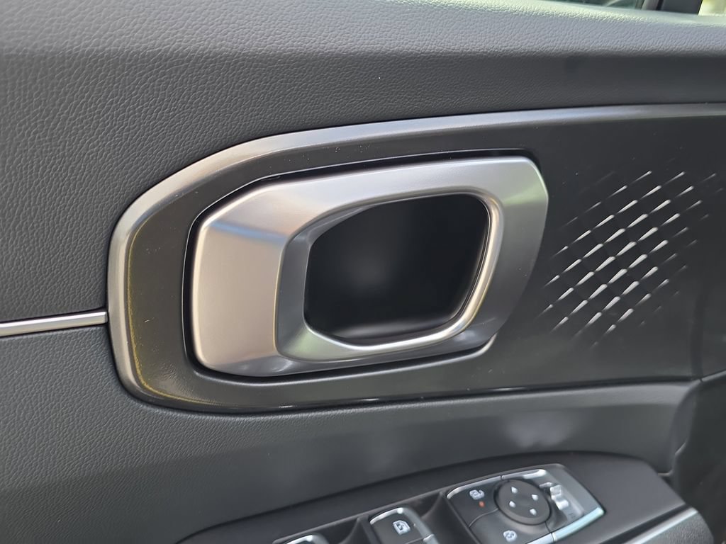 New 2026 Kia Sorento S FWD image 18