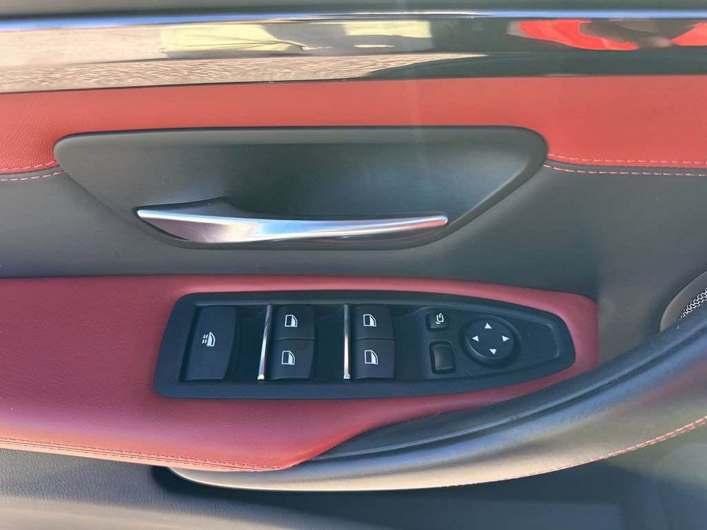 Used 2019 BMW M4 Convertible w/ Competition Package image 26