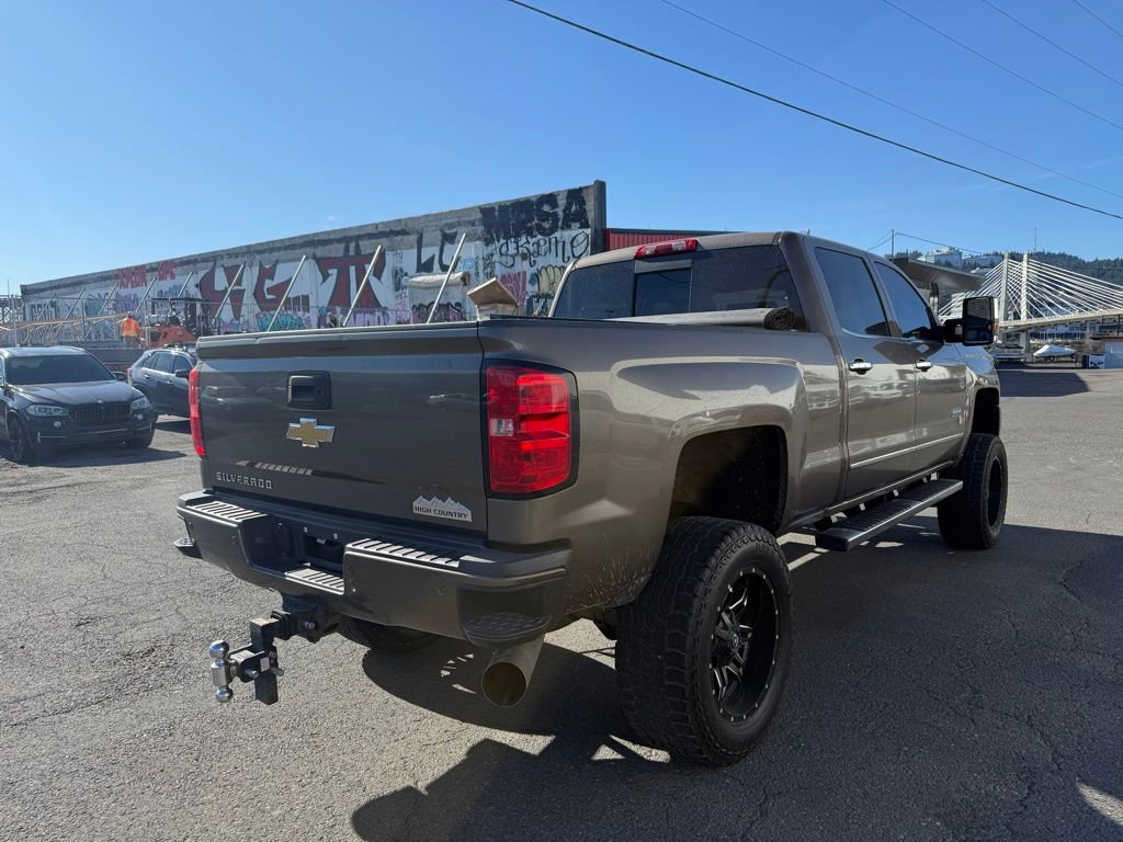 Used 2015 Chevrolet Silverado 2500 High Country image 5