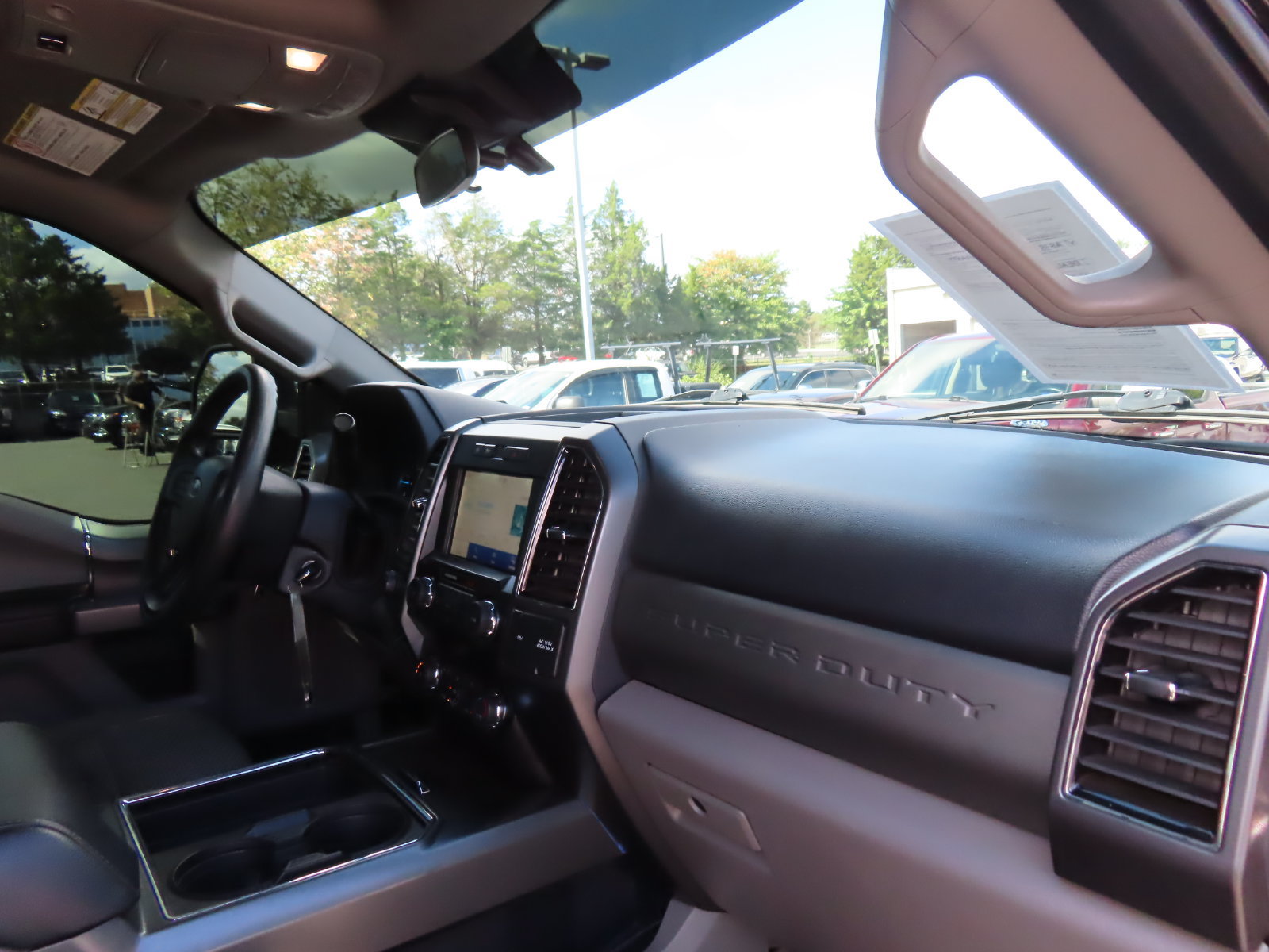 Used 2022 Ford F350 XLT w/ Black Appearance Package AWD/4WD image 17
