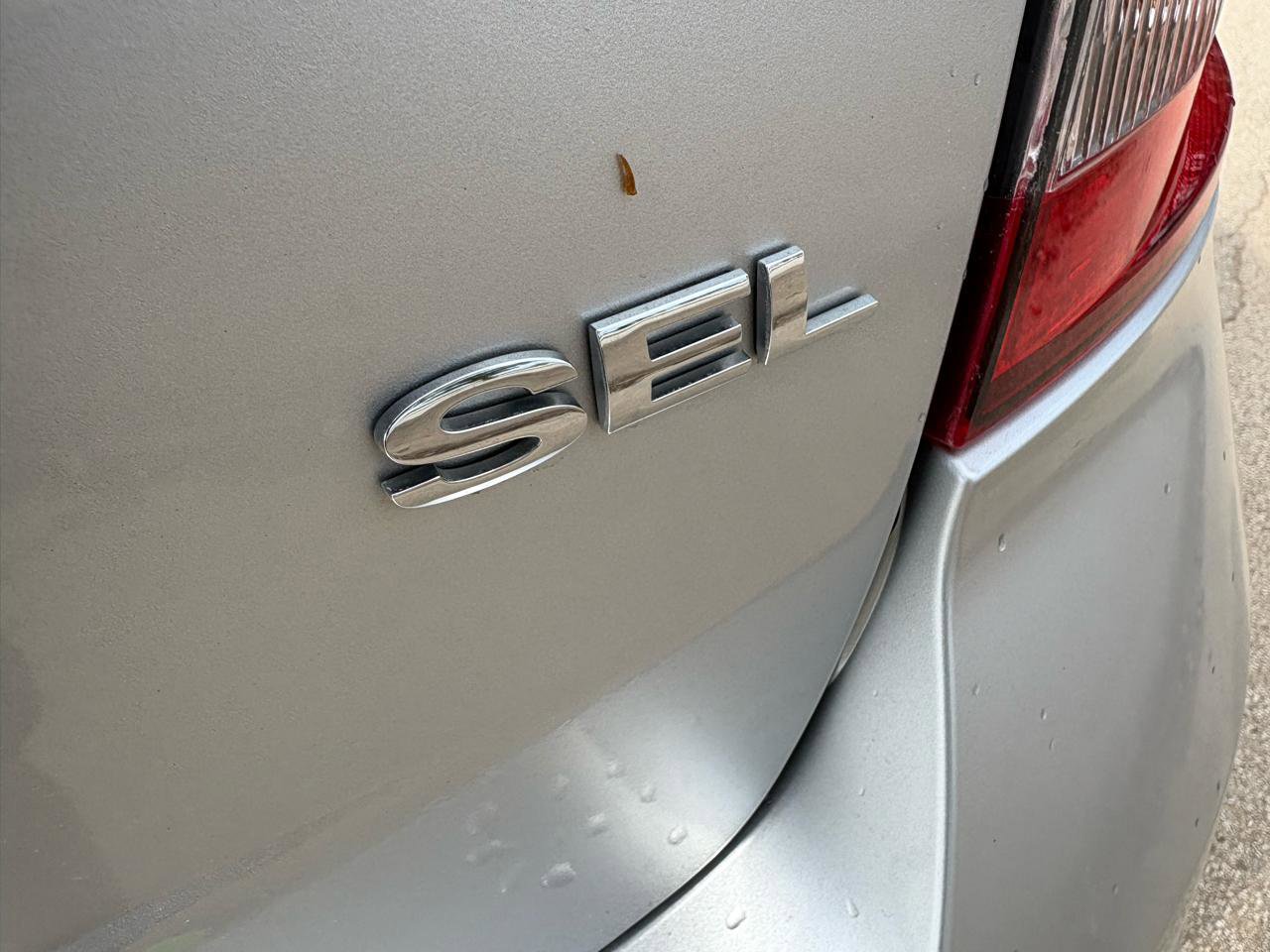 Used 2012 Ford Edge SEL image 11