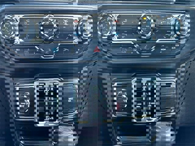 Used 2023 Jeep Wrangler Sahara AWD/4WD image 26