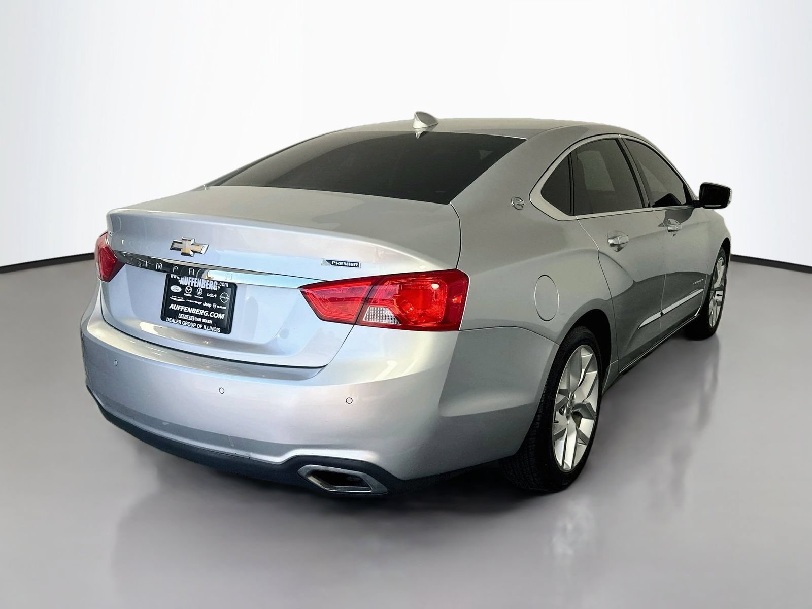 Used 2018 Chevrolet Impala Premier FWD image 7