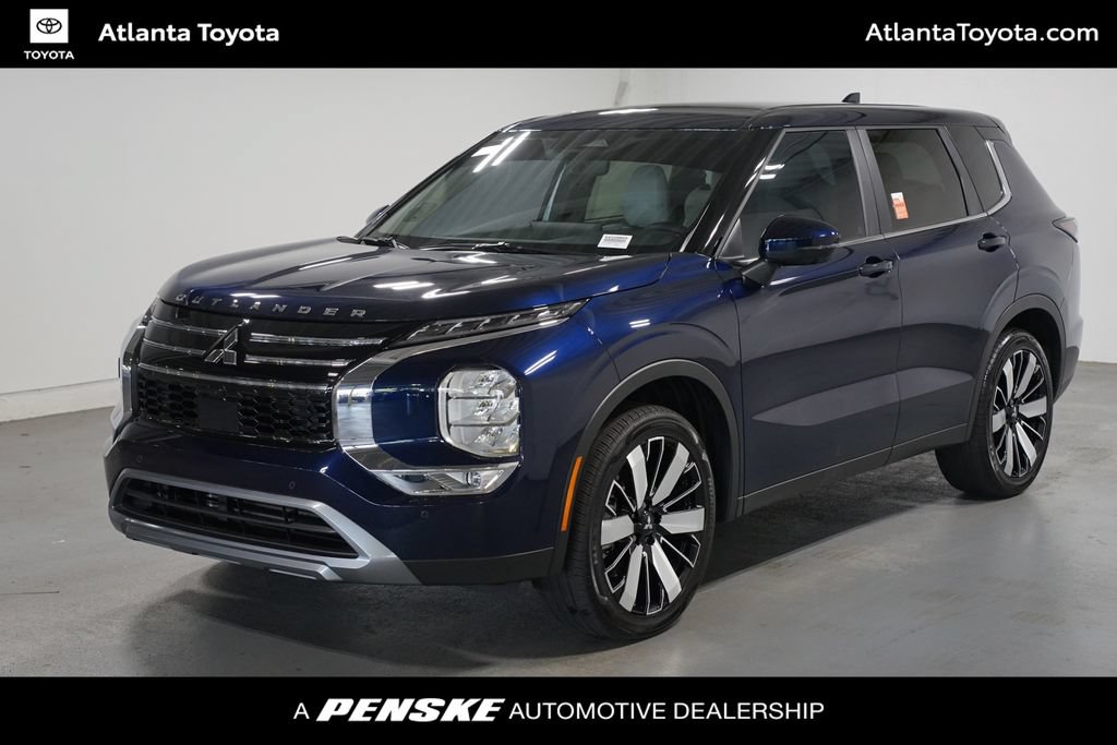 Used 2025 Mitsubishi Outlander SE