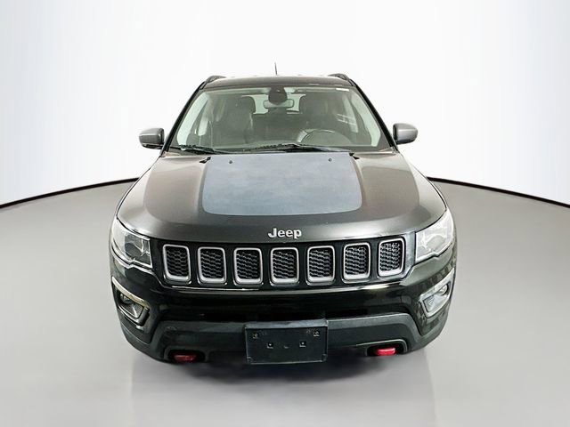 Used 2019 Jeep Compass Trailhawk image 2
