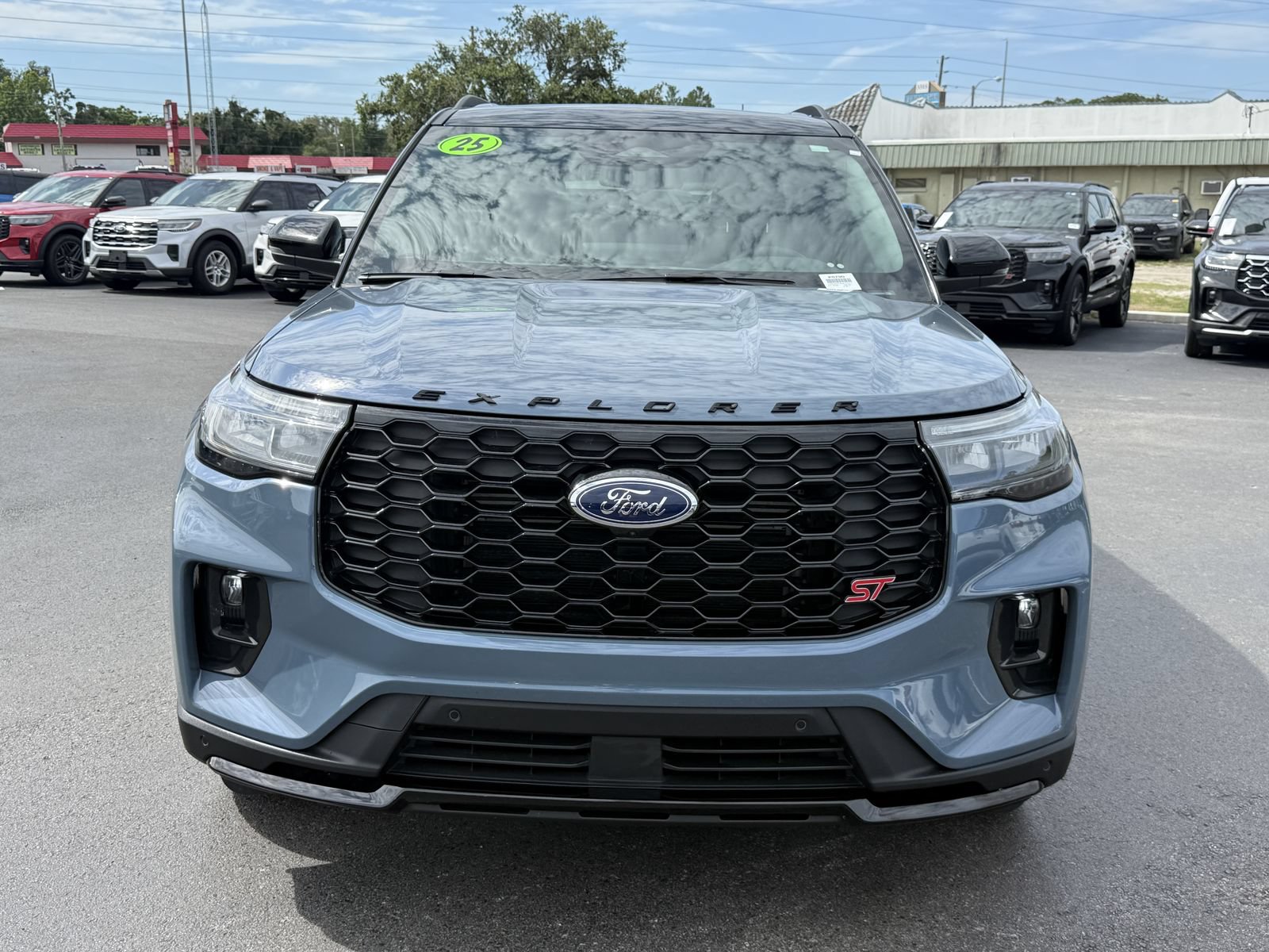 Certified 2025 Ford Explorer ST w/ Sun And Sound Package AWD/4WD image 7