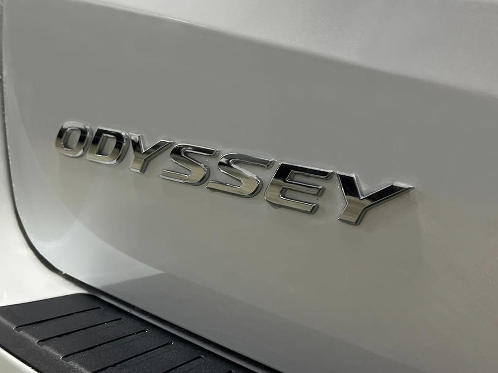 New 2026 Honda Odyssey Touring image 6