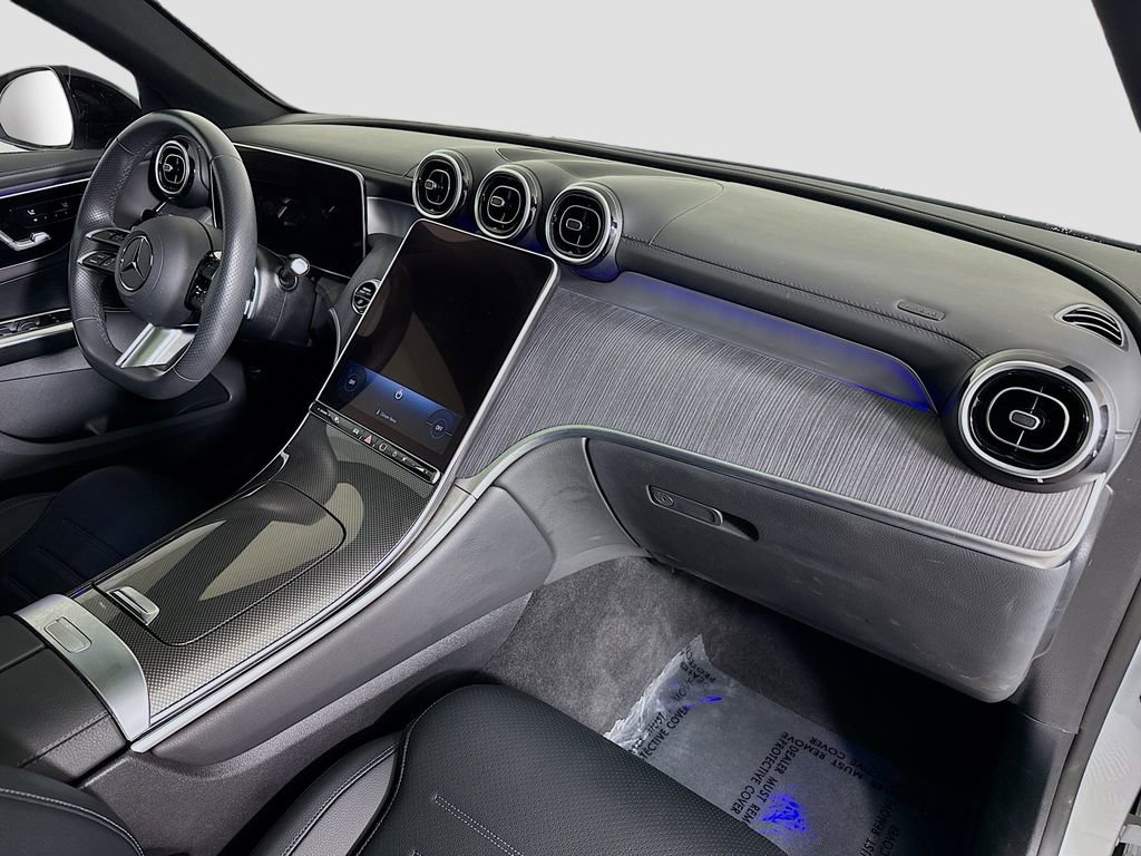 Used 2024 Mercedes-Benz GLC 300 4MATIC w/ AMG Line image 29