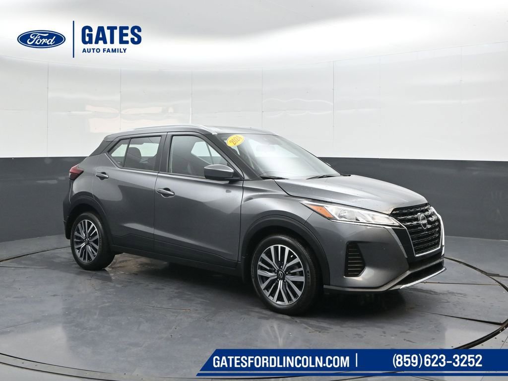Used 2024 Nissan Kicks SV FWD image 4