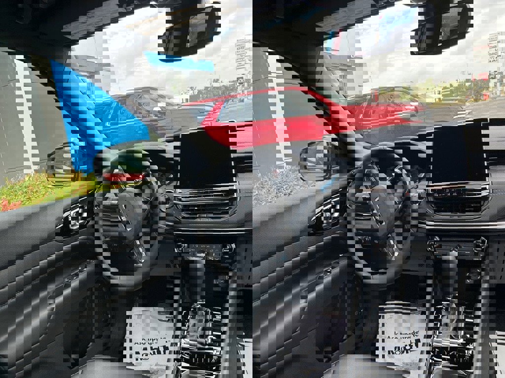 New 2025 Jeep Compass Latitude w/ Sun & Sound Group image 16