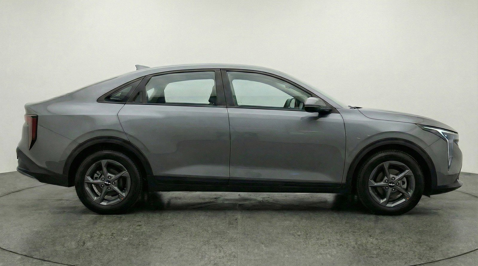 Used 2025 Kia K4 LXS image 11