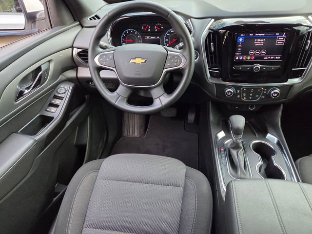 Certified 2023 Chevrolet Traverse LT FWD image 16