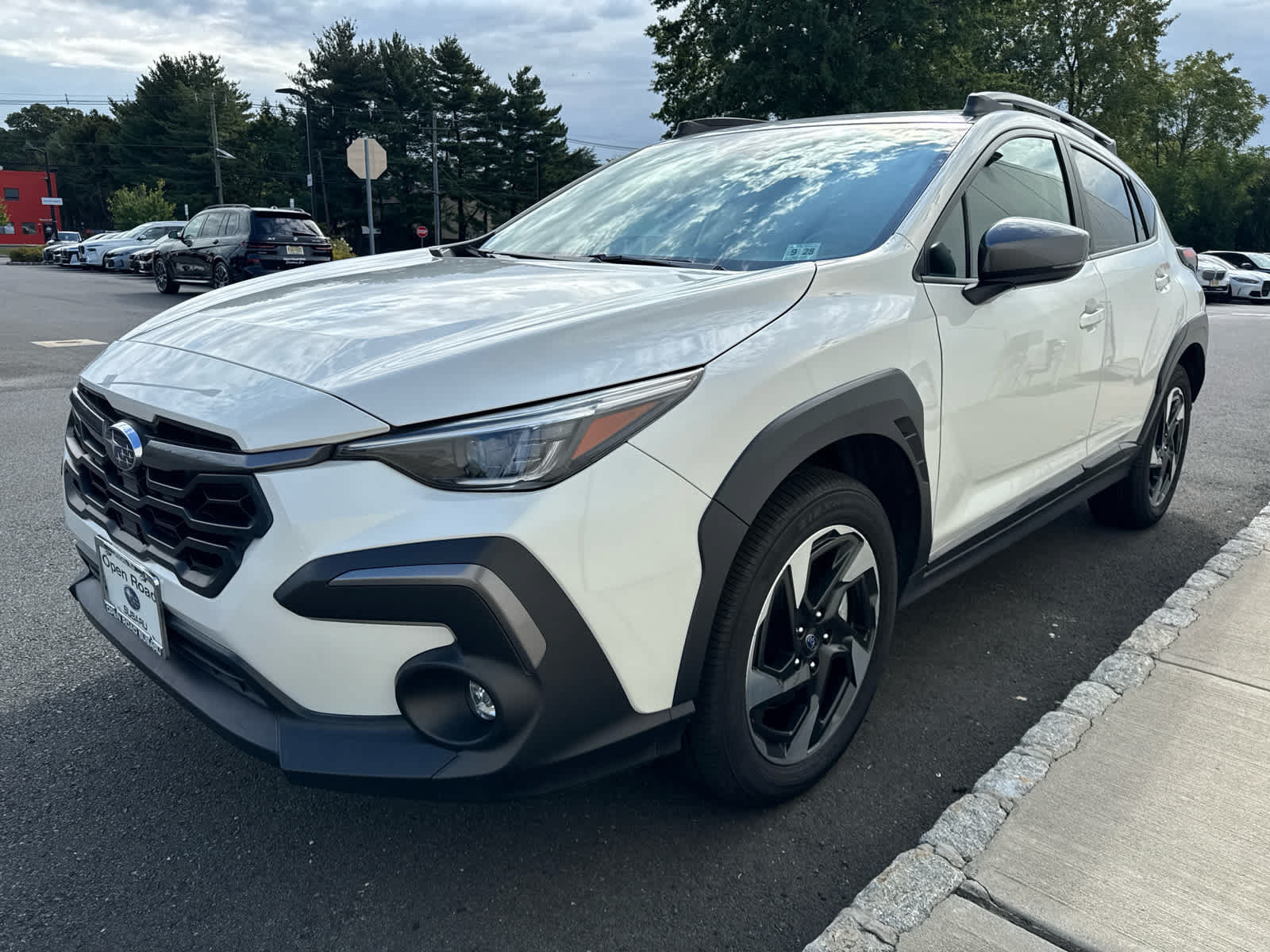 Used 2024 Subaru Crosstrek 2.5i Limited AWD/4WD image 3