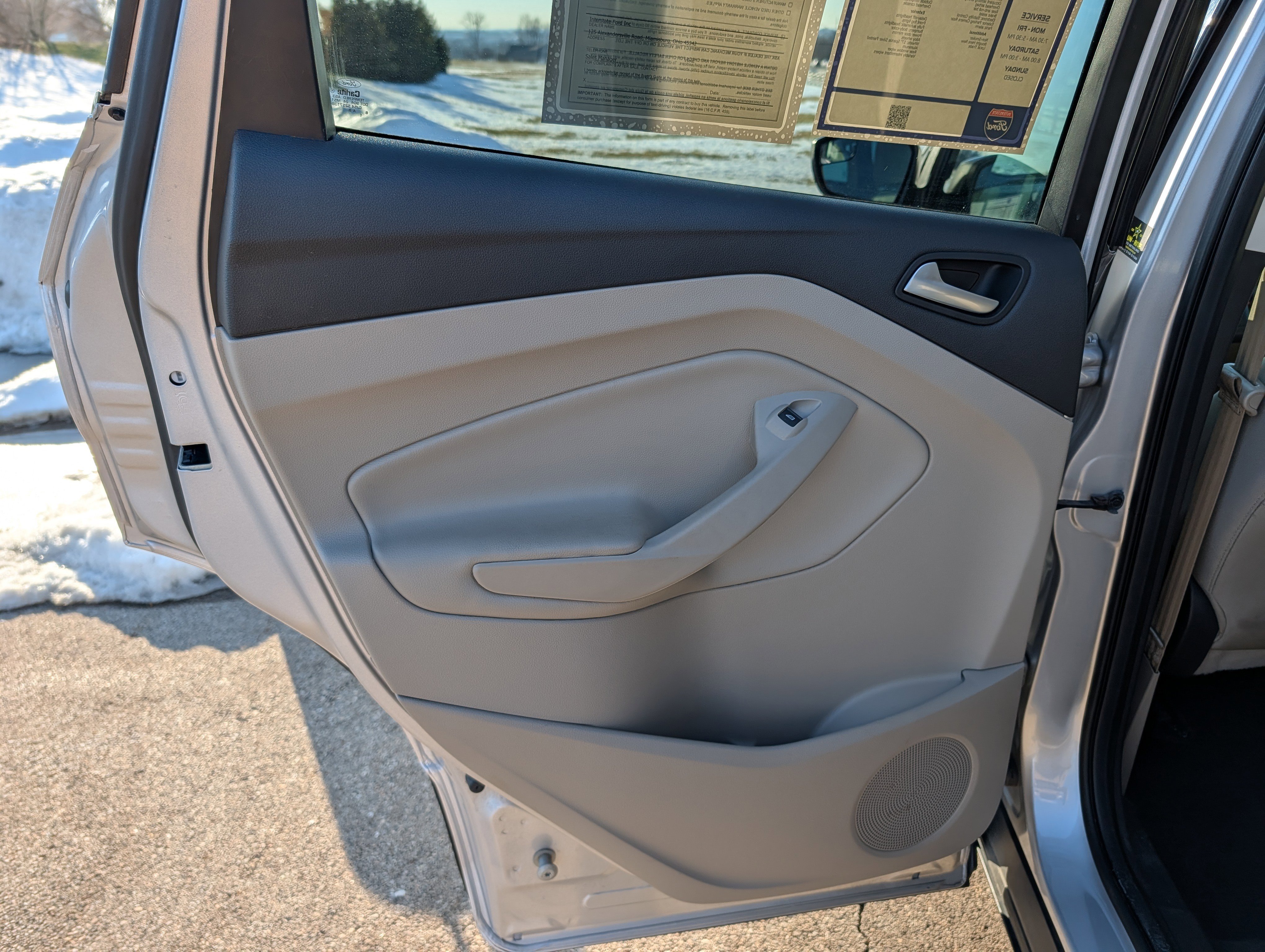 Used 2017 Ford Escape SE image 30