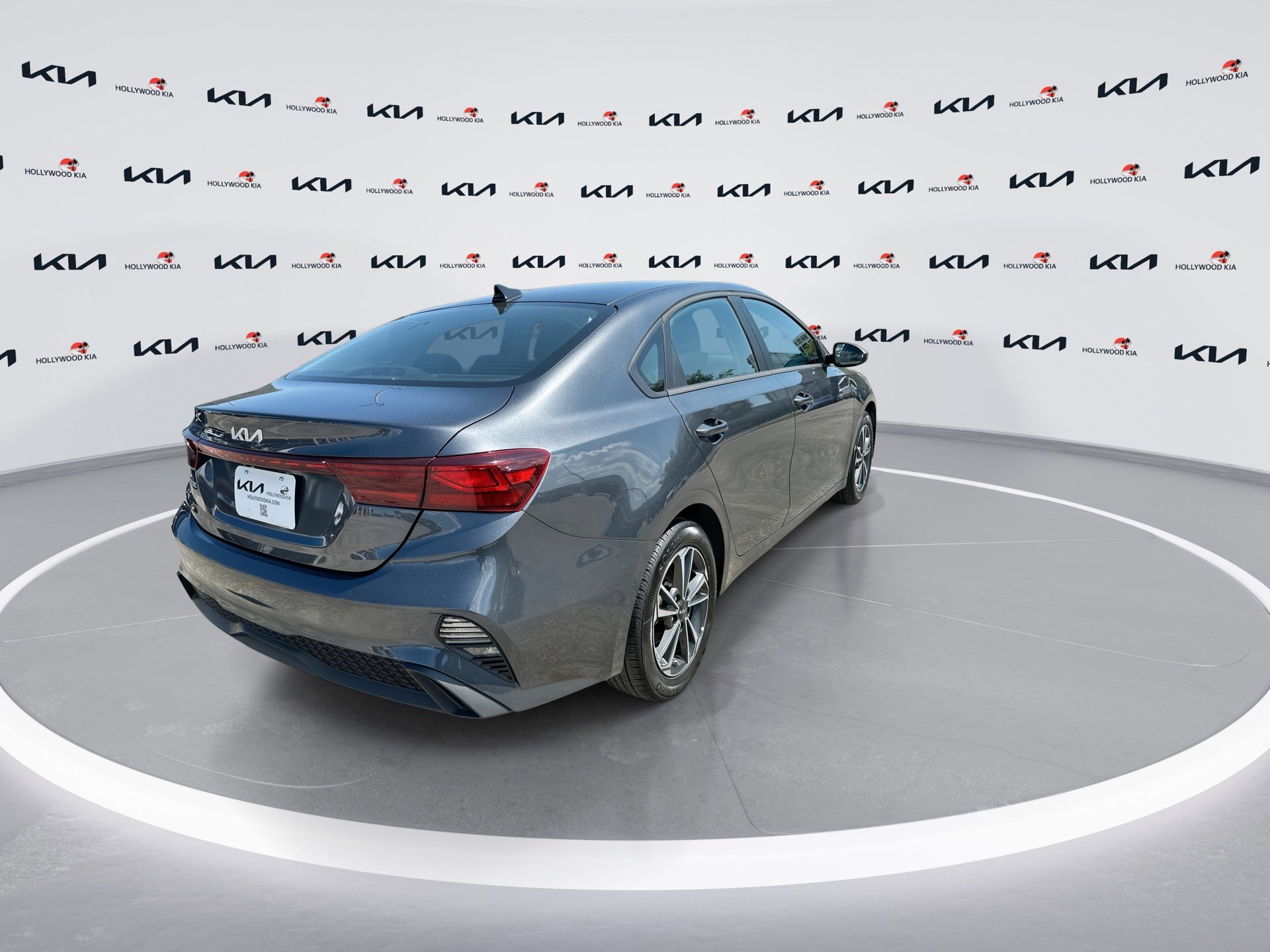 Used 2024 Kia Forte LXS image 8