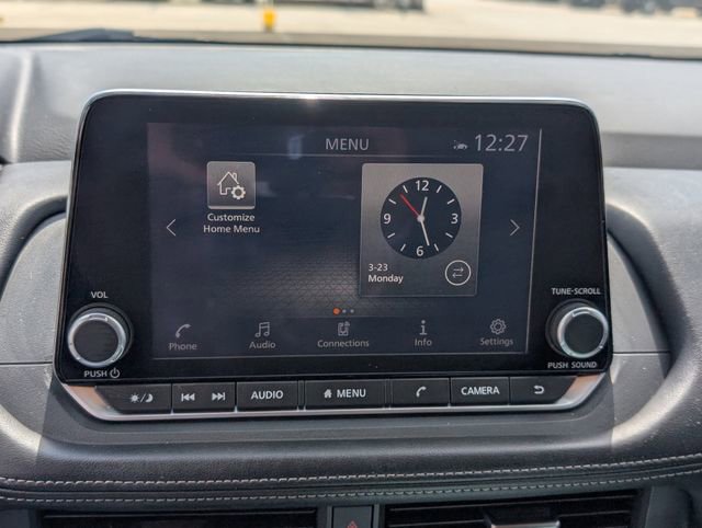 Used 2024 Nissan Rogue SV w/ SV Premium Package image 19