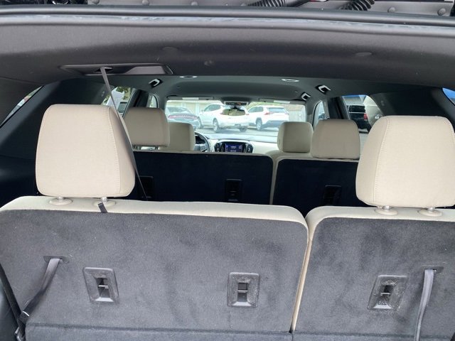 Used 2022 Chevrolet Traverse LS image 11