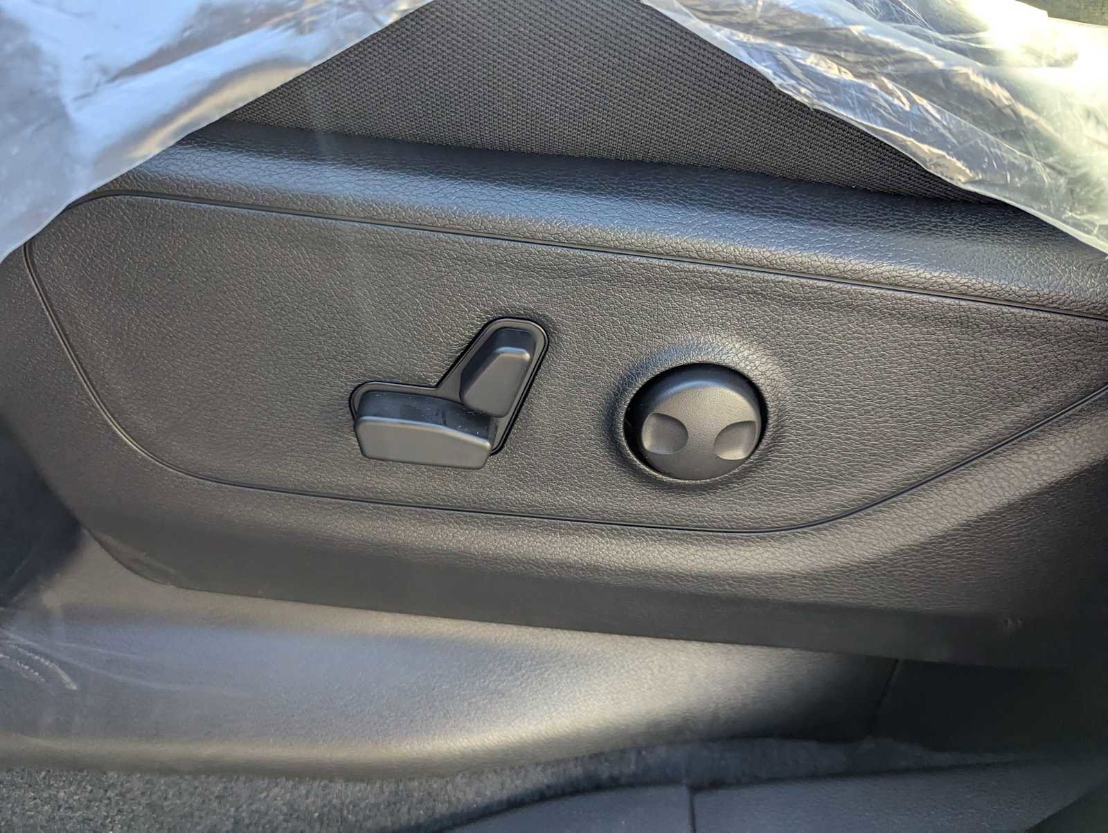 New 2026 RAM 1500 Big Horn AWD/4WD image 8