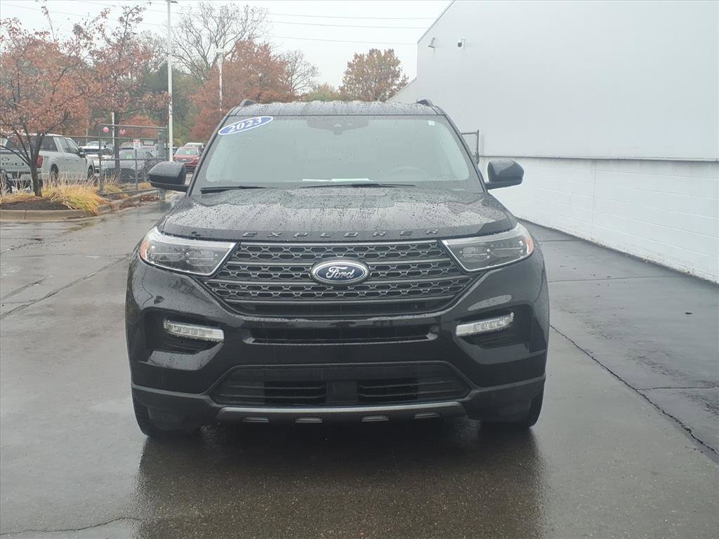 Certified 2023 Ford Explorer XLT w/ Equipment Group 202A image 2