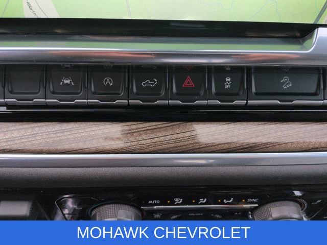 Used 2022 Chevrolet Silverado 1500 LT Trail Boss w/ Convenience Package II image 37