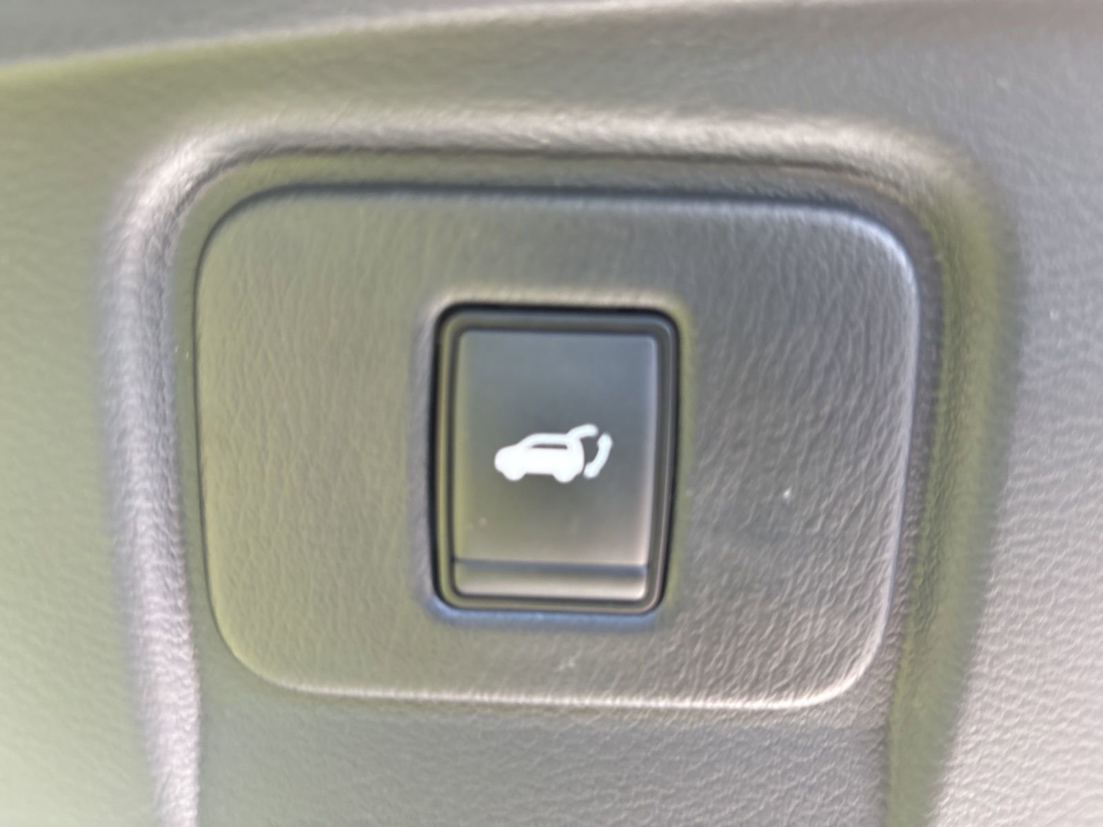 Used 2024 Nissan Murano SL image 29