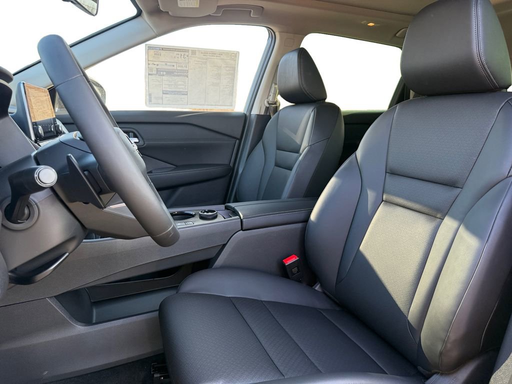 New 2026 Nissan Rogue Dark Armor image 9