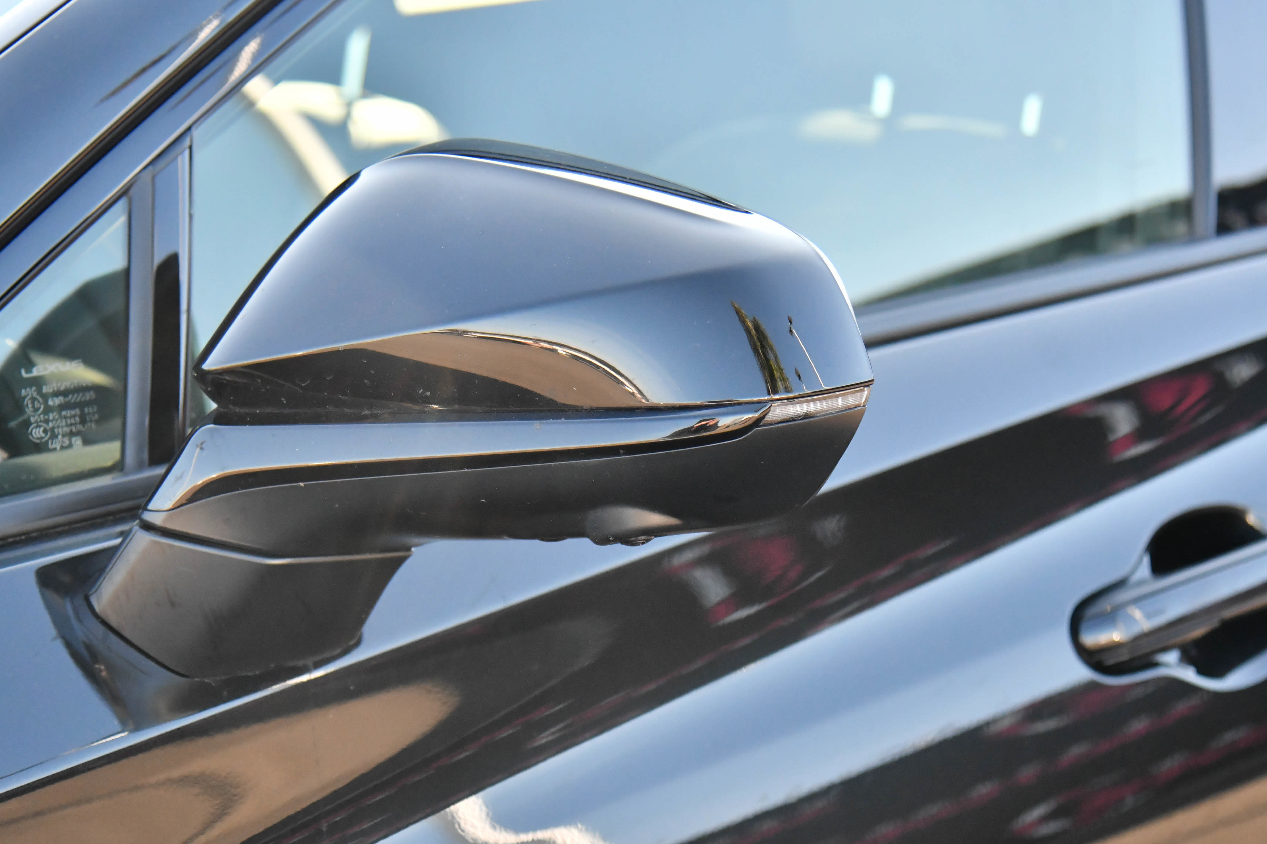 Used 2024 Lexus RZ 300e Premium image 13