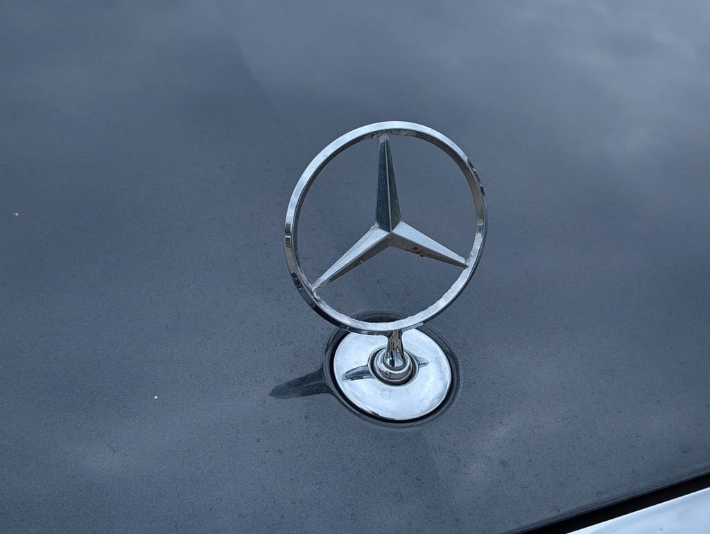 Used 2018 Mercedes-Benz S 560 S 560 image 9