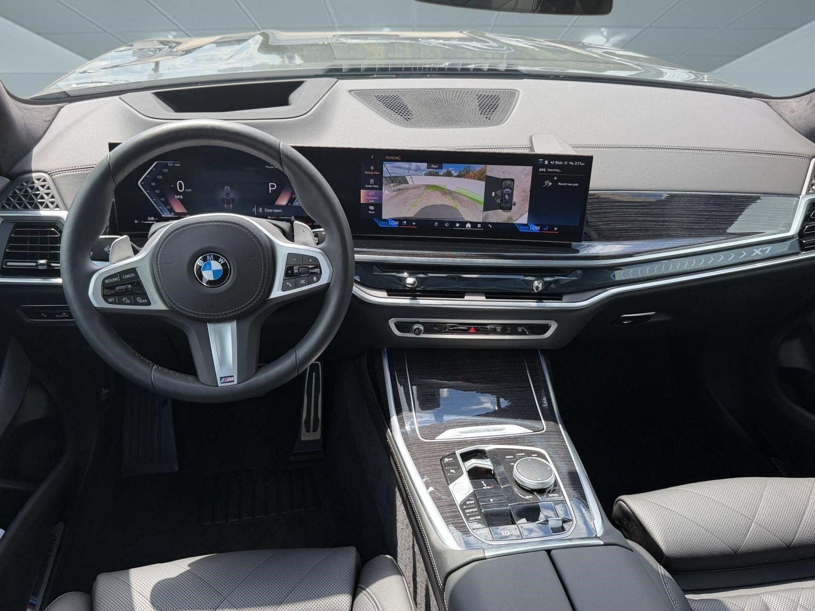 Used 2026 BMW X7 xDrive40i w/ M Sport Package AWD/4WD image 16