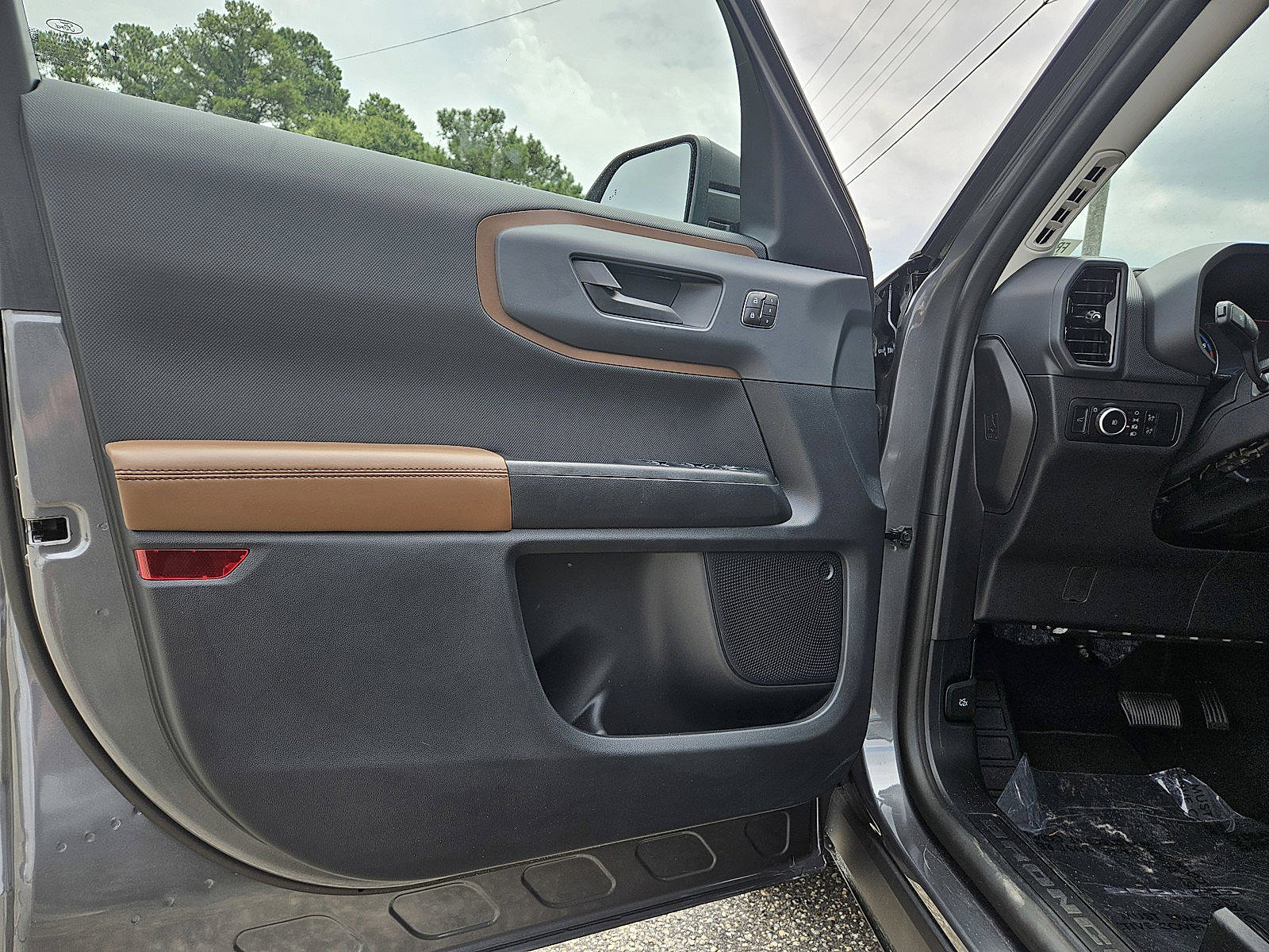 New 2024 Ford Bronco Sport Outer Banks image 14