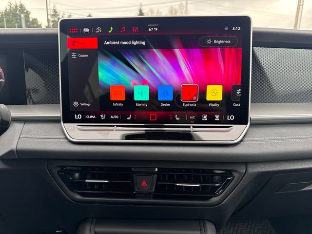 New 2026 Volkswagen Tiguan SE R-Line AWD/4WD image 23