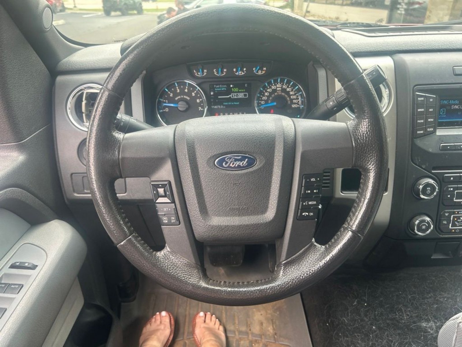 Used 2014 Ford F150 XLT w/ XLT Chrome Package RWD image 15