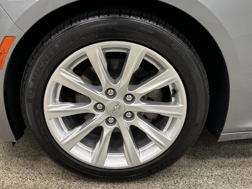 Used 2023 Cadillac CT5 Luxury w/ Sun And Sound Package image 2