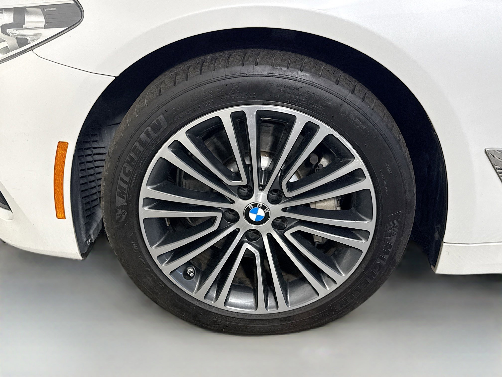 Used 2018 BMW 530i RWD image 38