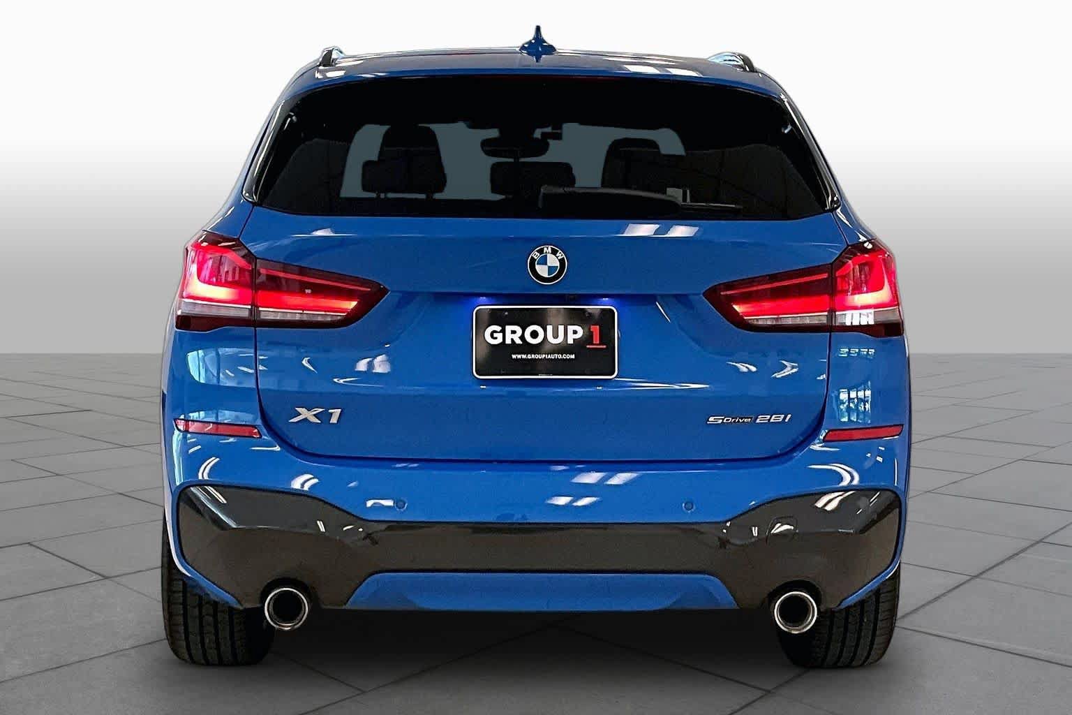 Used 2021 BMW X1 sDrive28i w/ M Sport Package FWD image 4