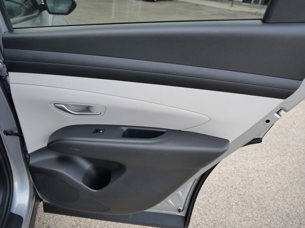 Used 2025 Hyundai Tucson SEL FWD image 20