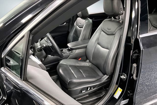Used 2020 Cadillac XT6 Premium Luxury image 22