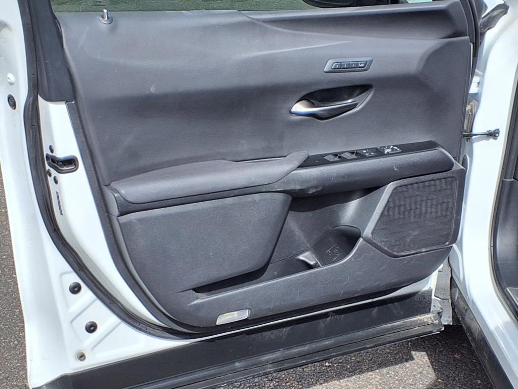 Used 2024 Lexus UX 250h F Sport image 29