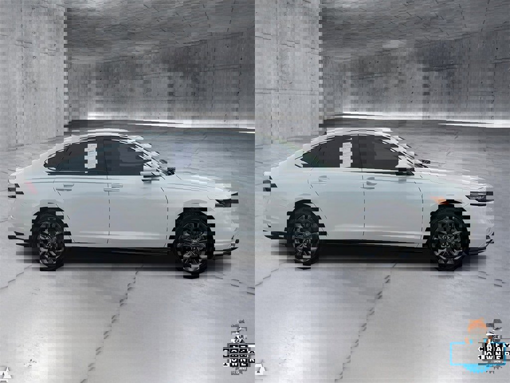 Used 2024 Honda Accord EX-L image 8