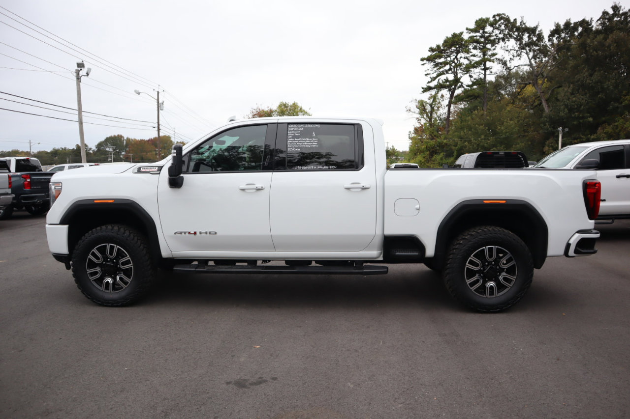 Used 2020 GMC Sierra 2500 AT4 w/ AT4 Premium Package image 6